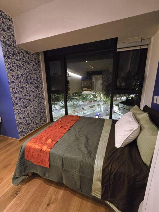 Ultimate Getaway In Luxe Apartment